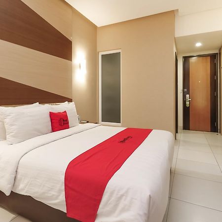 Reddoorz Near Roxy Hotel Jacarta Exterior foto